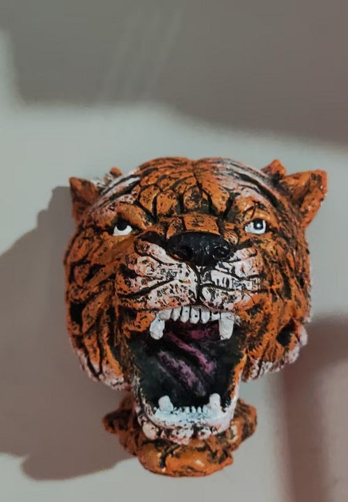 Contemporary Animal Sculptures In Home Fashion