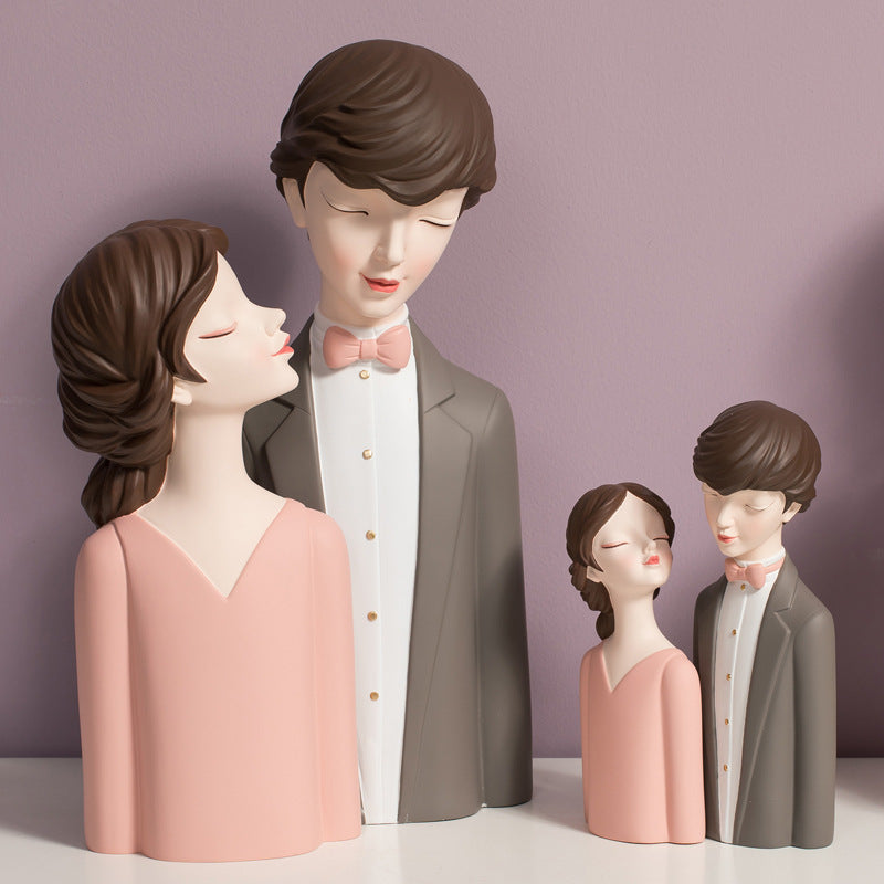 Young Girl Heart Sculptures, Couple Statue, Miniatures